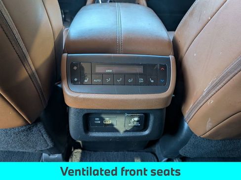 Used 2023 Nissan Pathfinder Platinum AWD/4WD image 27
