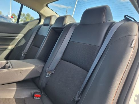 Used 2022 Nissan Altima 2.5 SR w/ Midnight Edition Package image 22