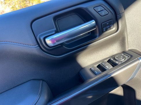 Used 2021 GMC Sierra 1500 AT4 image 31