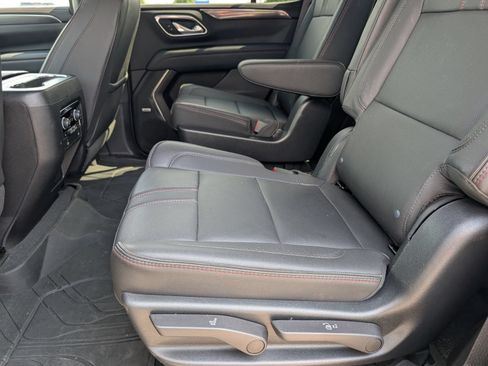 Used 2023 Chevrolet Tahoe RST w/ RST Performance Edition AWD/4WD image 8