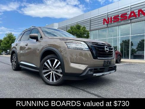 Certified 2024 Nissan Pathfinder Platinum w/ Lighting Package (N93) AWD/4WD image 3