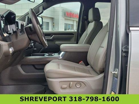 Certified 2025 GMC Sierra 2500 SLT w/ SLT Premium Package AWD/4WD image 19