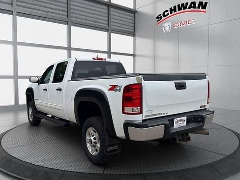 Used 2014 GMC Sierra 2500 SLE w/ SLE Preferred Package AWD/4WD image 6