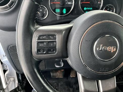Used 2018 Jeep Wrangler Unlimited Sahara AWD/4WD image 24