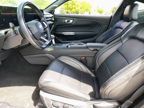 Used 2025 Ford Mustang Premium RWD image 20