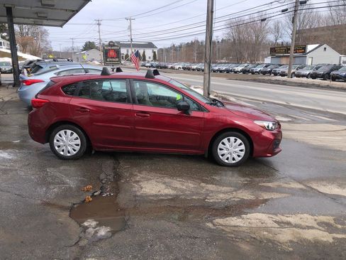 Used 2017 Subaru Impreza 2.0i image 4