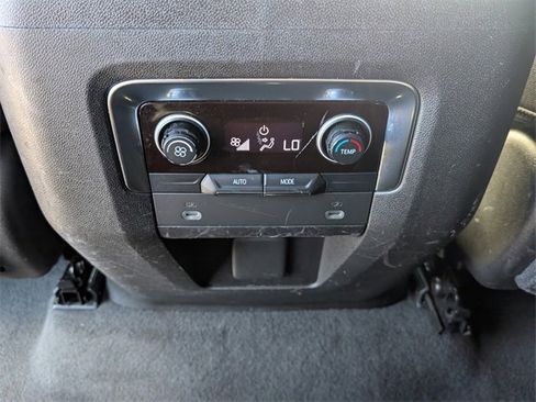 Used 2021 Chevrolet Tahoe LT image 10