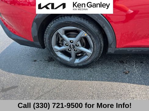 Certified 2025 Kia K4 FWD image 23