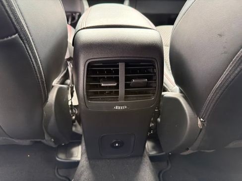 Used 2024 Ford Escape ST-Line w/ Tech Pack #1 FWD image 23
