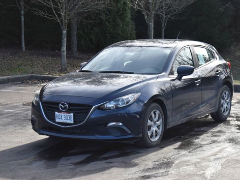 Used 2016 MAZDA MAZDA3 i Sport image 2