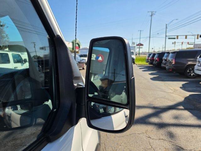 Used 2019 Ford Transit 250 130 Medium Roof RWD image 36