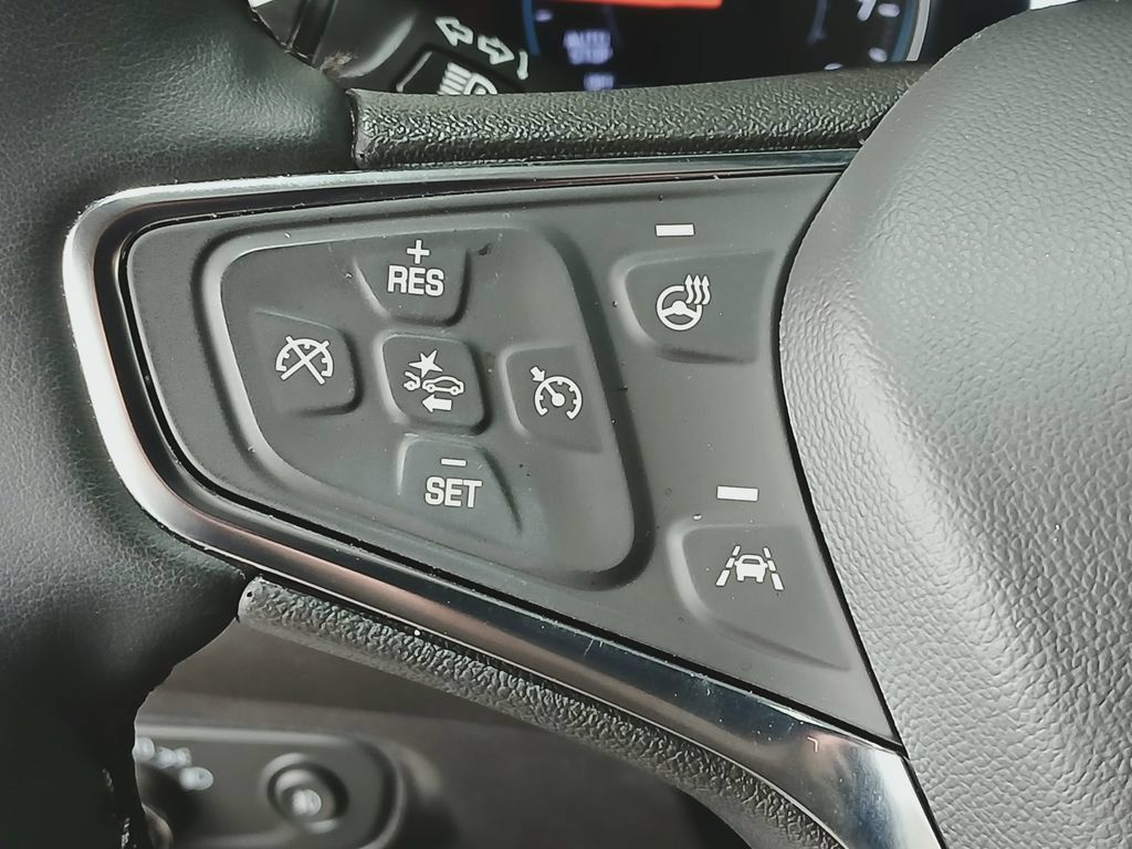 Used 2024 Chevrolet Equinox Premier AWD/4WD image 30