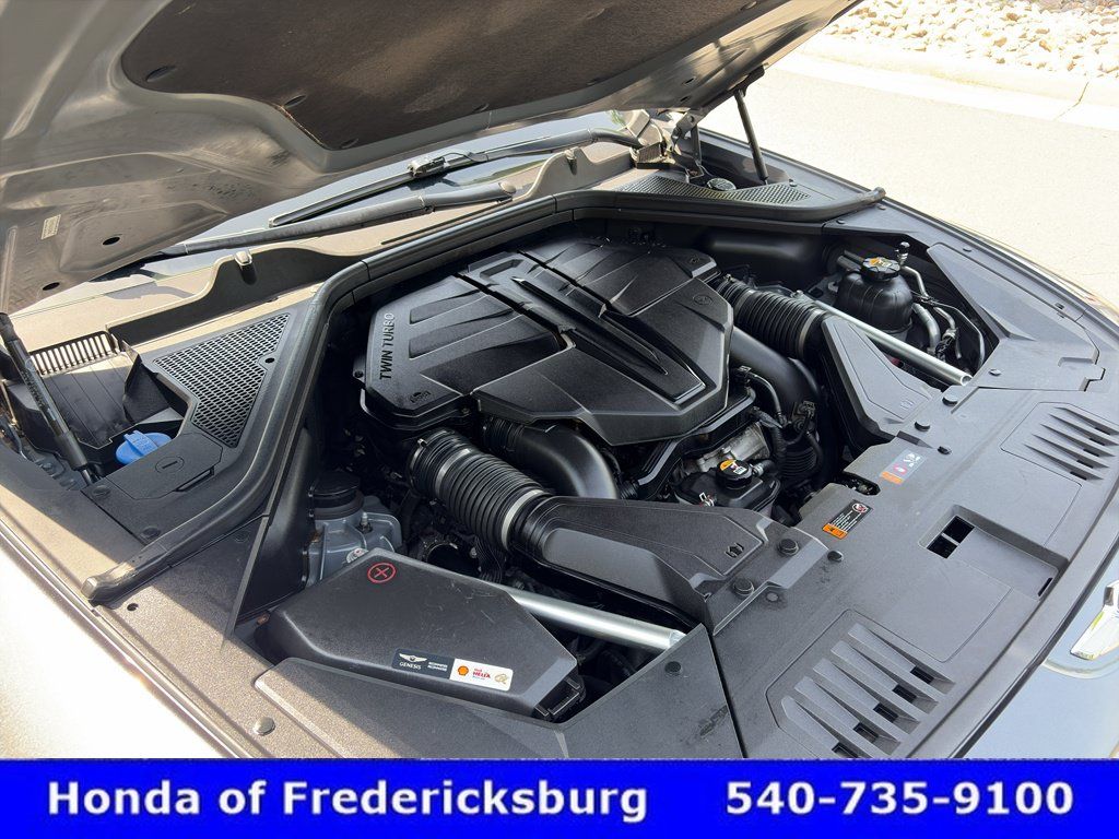 Used 2022 Genesis GV80 3.5T w/ Prestige Package 07 AWD/4WD image 38