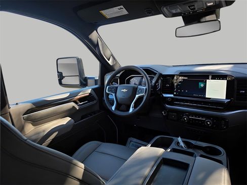 New 2026 Chevrolet Silverado 3500 LT w/ Texas Edition image 15