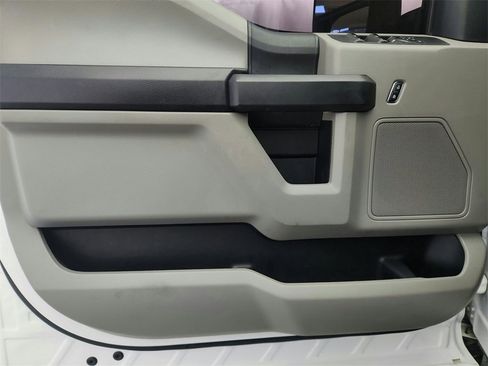 Used 2021 Ford F350 XL w/ Power Equipment Group image 17