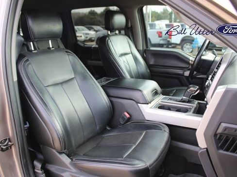 Used 2018 Ford F150 Lariat w/ Trailer Tow Package image 11