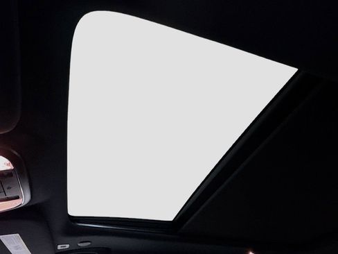 Used 2018 Jeep Grand Cherokee Trailhawk w/ Trailhawk Luxury Group image 11