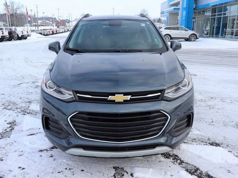 Used 2022 Chevrolet Trax LT w/ LT Convenience Package image 29