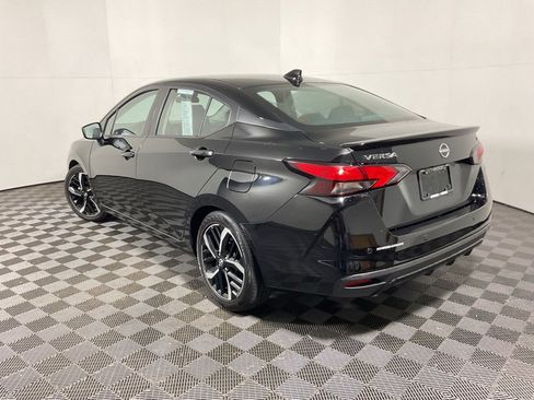 Used 2025 Nissan Versa SR image 9