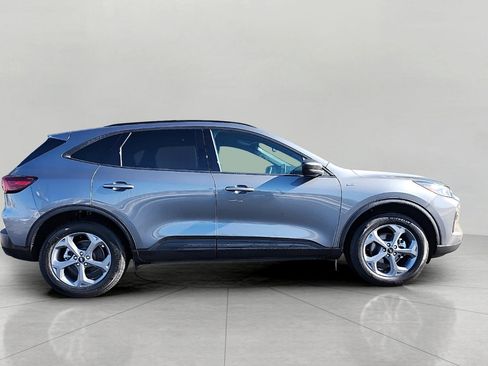 Certified 2025 Ford Escape ST-Line image 5
