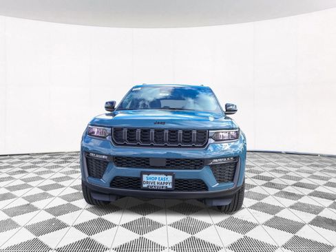 New 2026 Jeep Grand Cherokee L Limited w/ Limited Altitude Package image 11