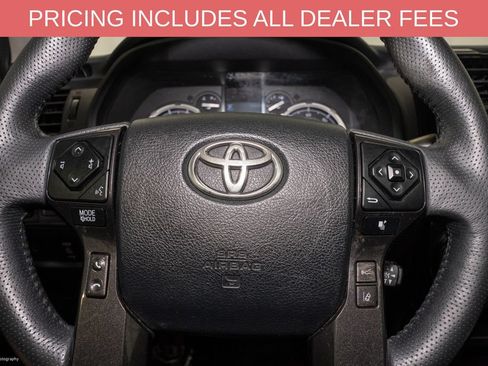 Used 2021 Toyota 4Runner TRD Off-Road Premium w/ Moonroof Package AWD/4WD image 20