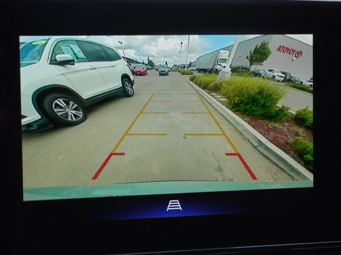 Used 2025 Chevrolet Trax ACTIV w/ Driver Confidence Package FWD image 25