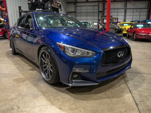 Used 2019 INFINITI Q50 Red Sport 400 AWD/4WD image 12