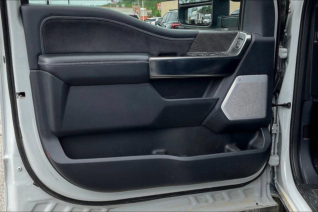 Used 2025 Ford F450 Platinum AWD/4WD image 18