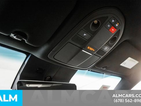 Used 2025 Genesis G70 2.5T RWD image 58