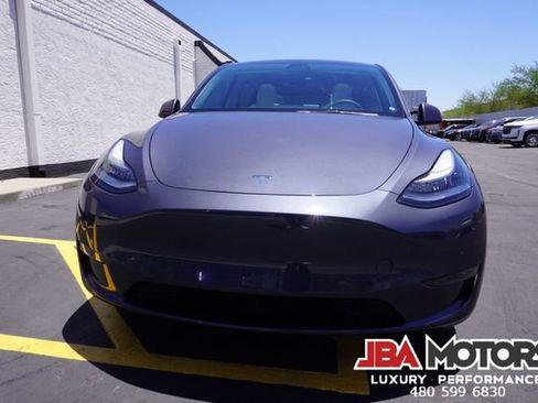 Used 2021 Tesla Model Y Long Range AWD/4WD image 23