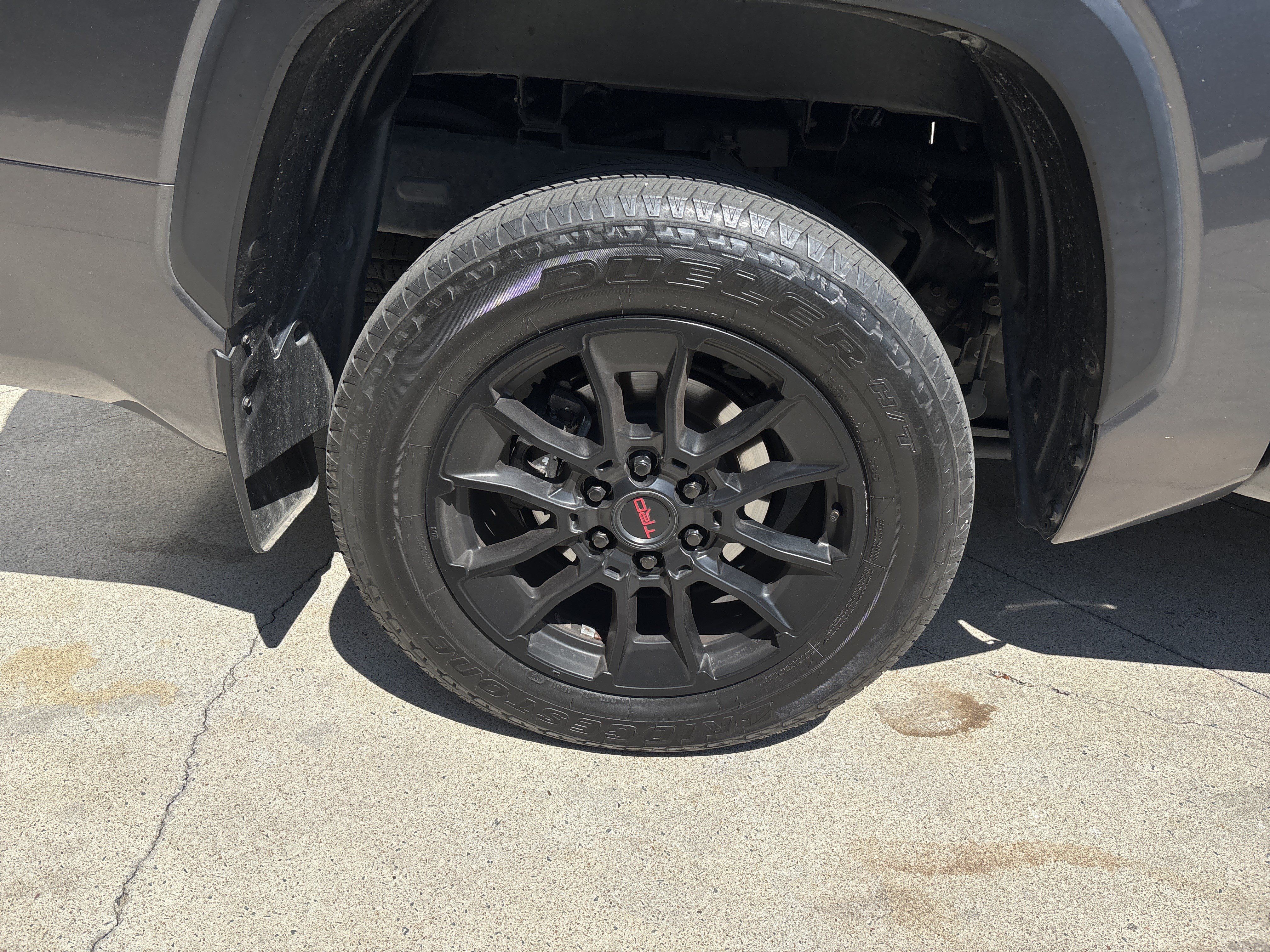 Used 2022 Toyota Tundra Limited w/ TRD Off-Road Package AWD/4WD image 28