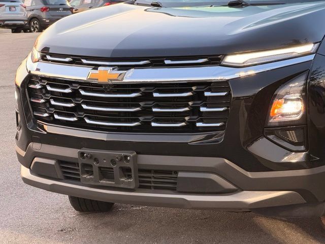 Used 2026 Chevrolet Equinox LT FWD image 6