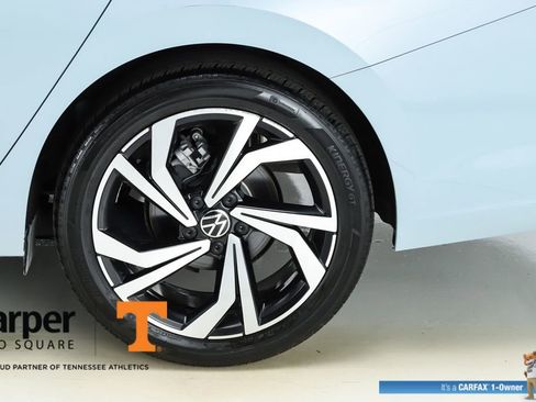 Used 2025 Volkswagen Jetta SEL image 44