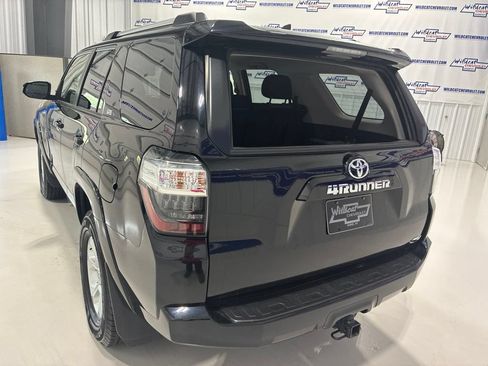 Used 2024 Toyota 4Runner SR5 RWD image 28