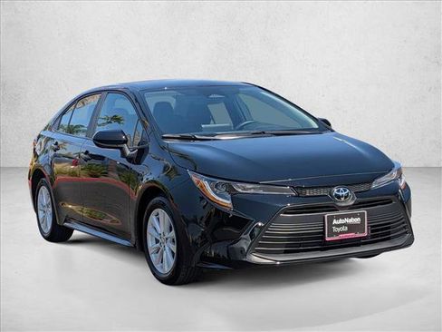 Certified 2026 Toyota Corolla LE w/ LE Premium Package FWD image 3