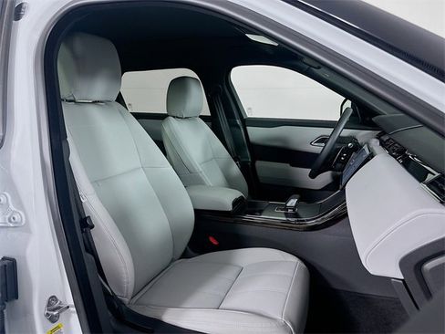 Used 2026 Land Rover Range Rover Velar Dynamic SE image 28