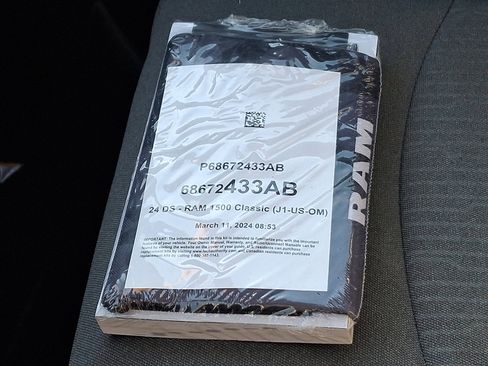 Certified 2024 RAM 1500 Classic SLT image 26