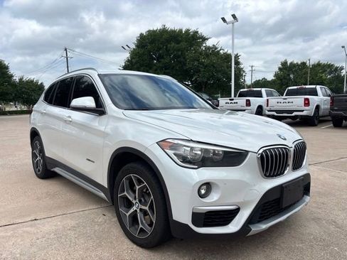 Used 2018 BMW X1 xDrive28i AWD/4WD image 3