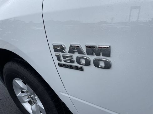 Used 2023 RAM 1500 Classic SLT RWD image 8