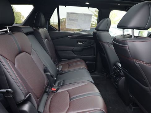 New 2025 Honda Pilot Black Edition image 35