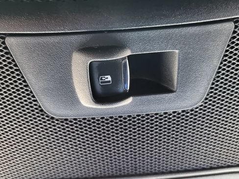 Used 2019 Ford F150 XLT w/ Equipment Group 302A Luxury AWD/4WD image 40