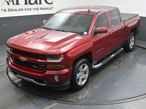 Used 2018 Chevrolet Silverado 1500 LT w/ All Star Edition AWD/4WD image 44