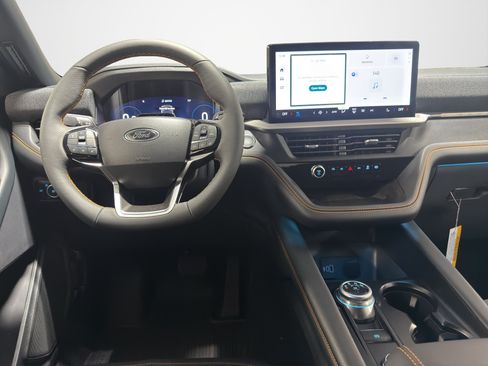 New 2026 Ford Explorer Tremor w/ Tremor Ultimate Package AWD/4WD image 16