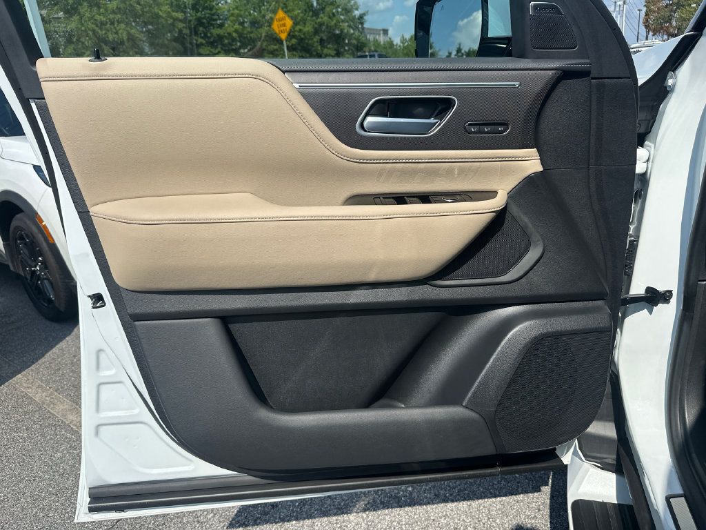 Used 2026 INFINITI QX80 Pure RWD image 10