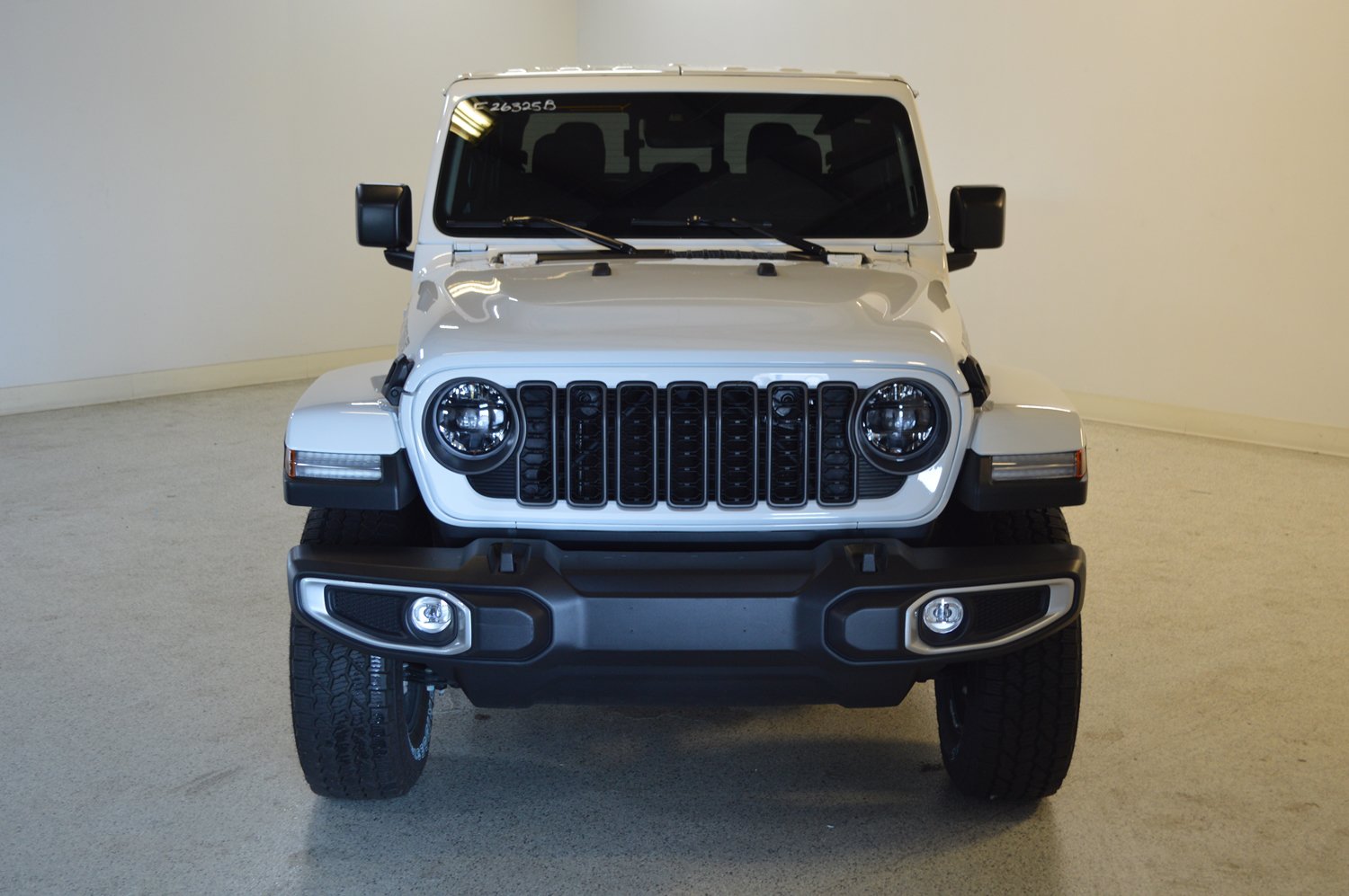 Used 2025 Jeep Gladiator Sport AWD/4WD image 8