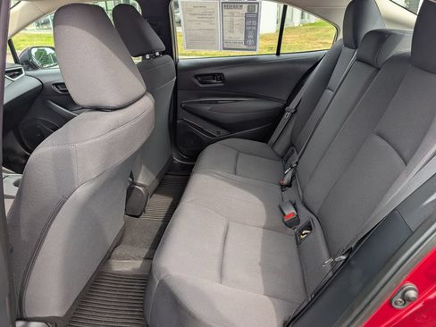 Used 2025 Toyota Corolla LE FWD image 18