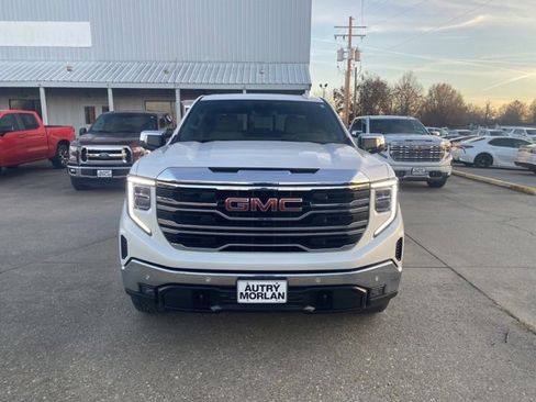 Used 2023 GMC Sierra 1500 SLT w/ SLT Premium Plus Package image 9