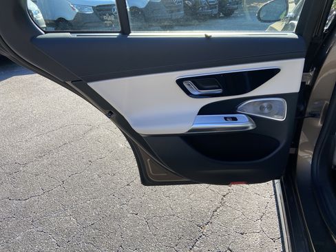 New 2026 Mercedes-Benz E 450 4MATIC Sedan image 35