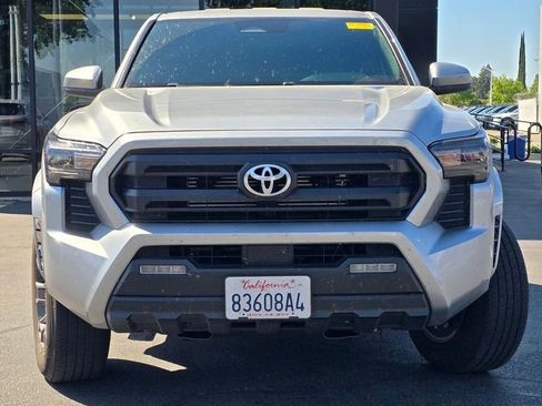Used 2024 Toyota Tacoma SR5 image 3
